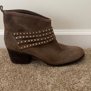 Heeled bootie